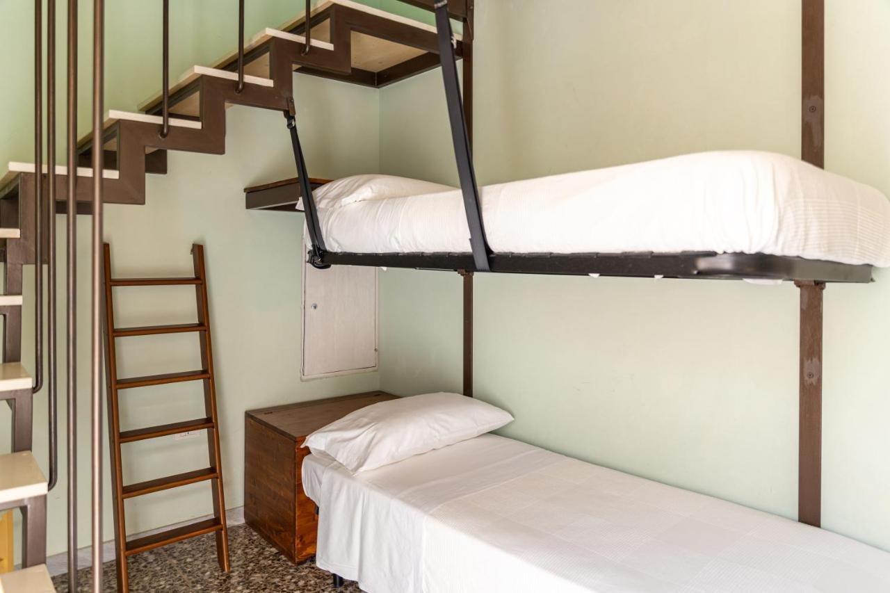 Bed and Breakfast Palazzo Dante Аллисте Экстерьер фото